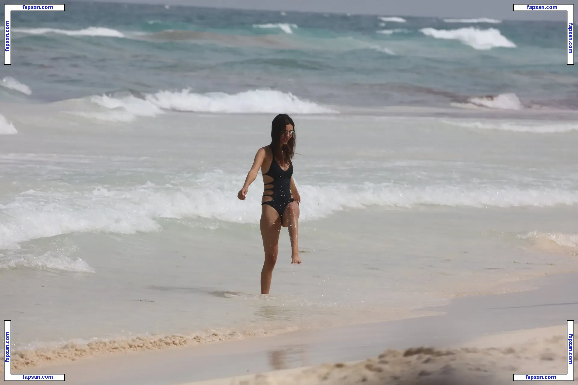 Victoria Justice nude photo #0606 from OnlyFans