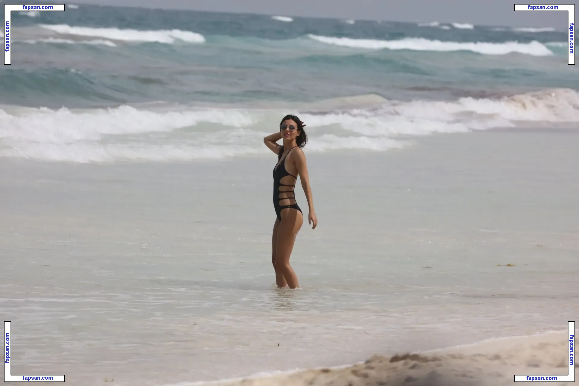 Victoria Justice nude photo #0607 from OnlyFans