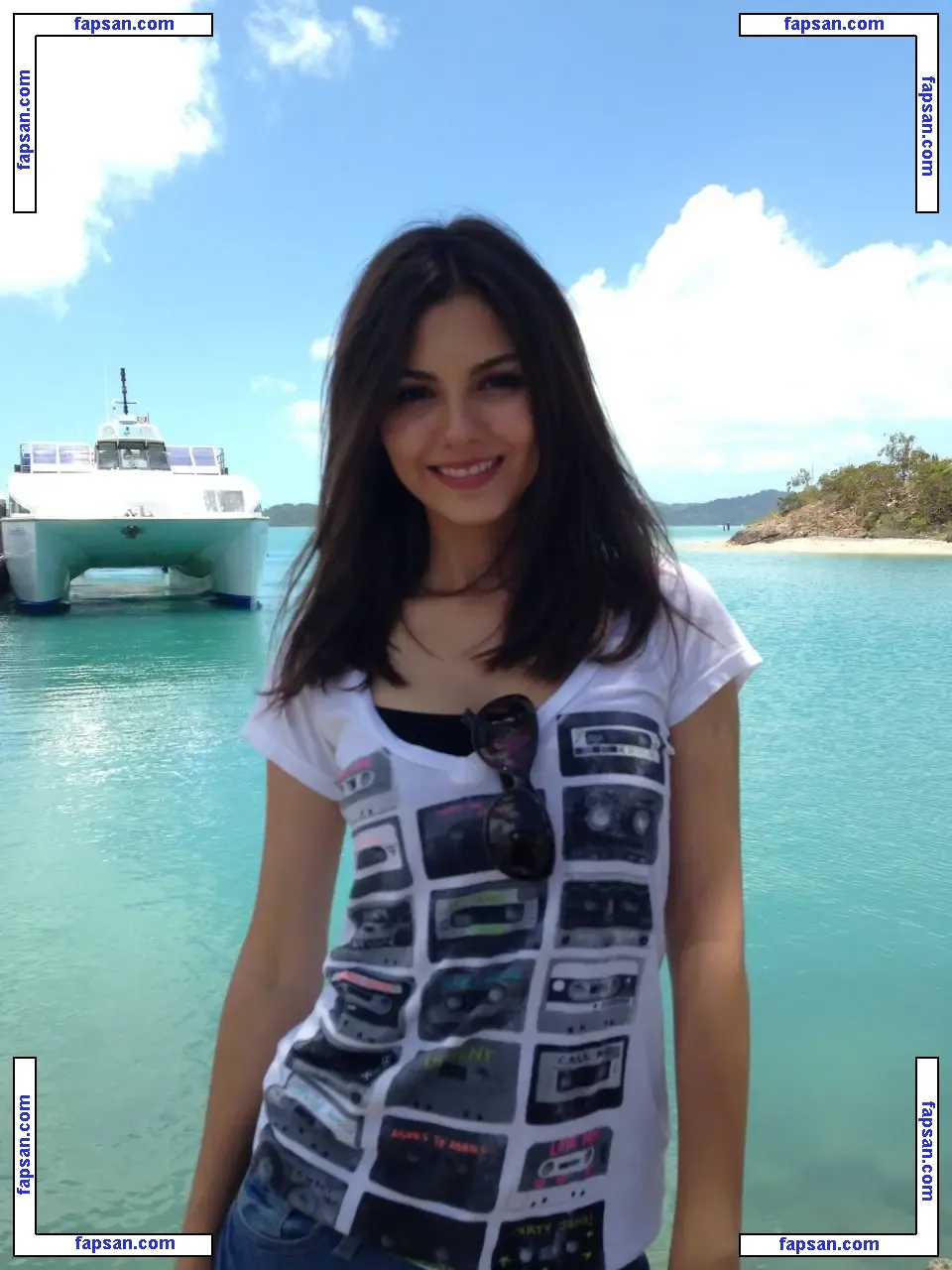 Victoria Justice nude photo #0682 from OnlyFans