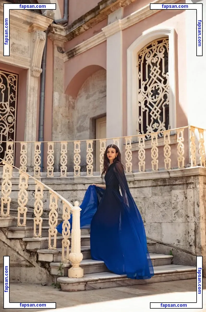 Victoria Justice nude photo #0794 from OnlyFans