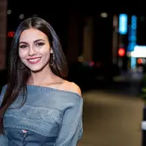 Victoria Justice голая #0404