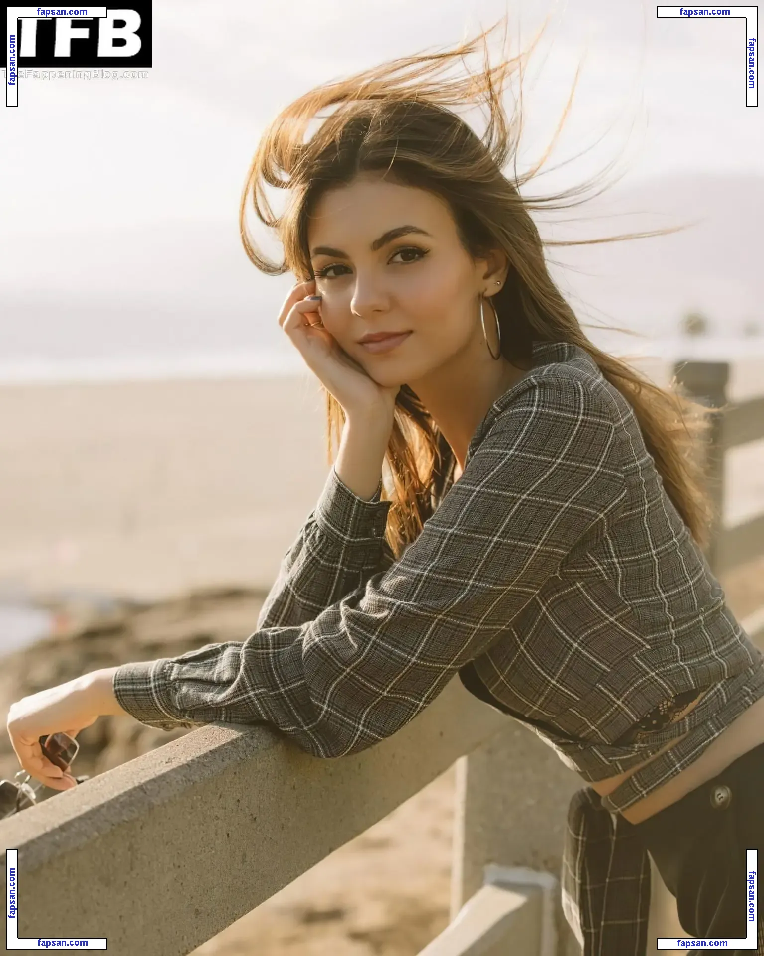 Victoria Justice голая фото #1073 с Онлифанс