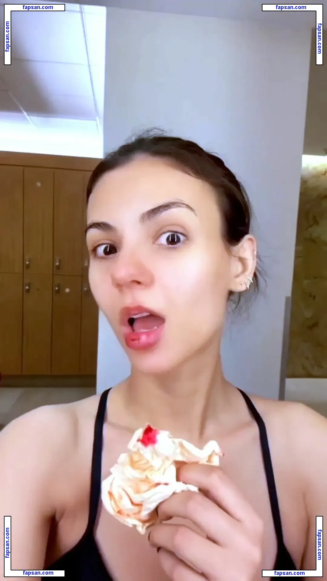 Victoria Justice nude photo #1665 from OnlyFans
