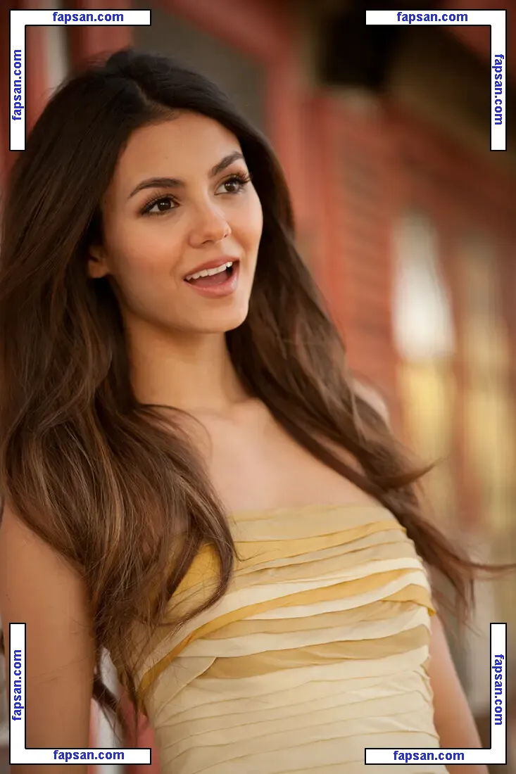 Victoria Justice nude photo #1908 from OnlyFans