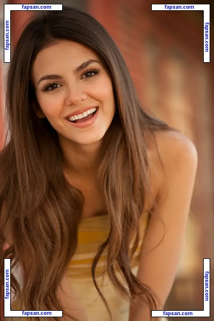 Victoria Justice nude photo #1909 from OnlyFans