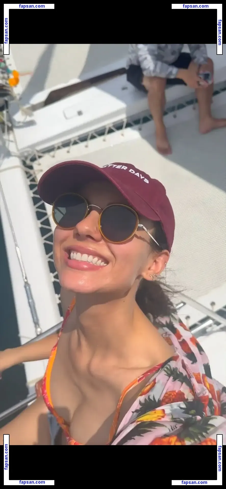 Victoria Justice голая фото #1983 с Онлифанс