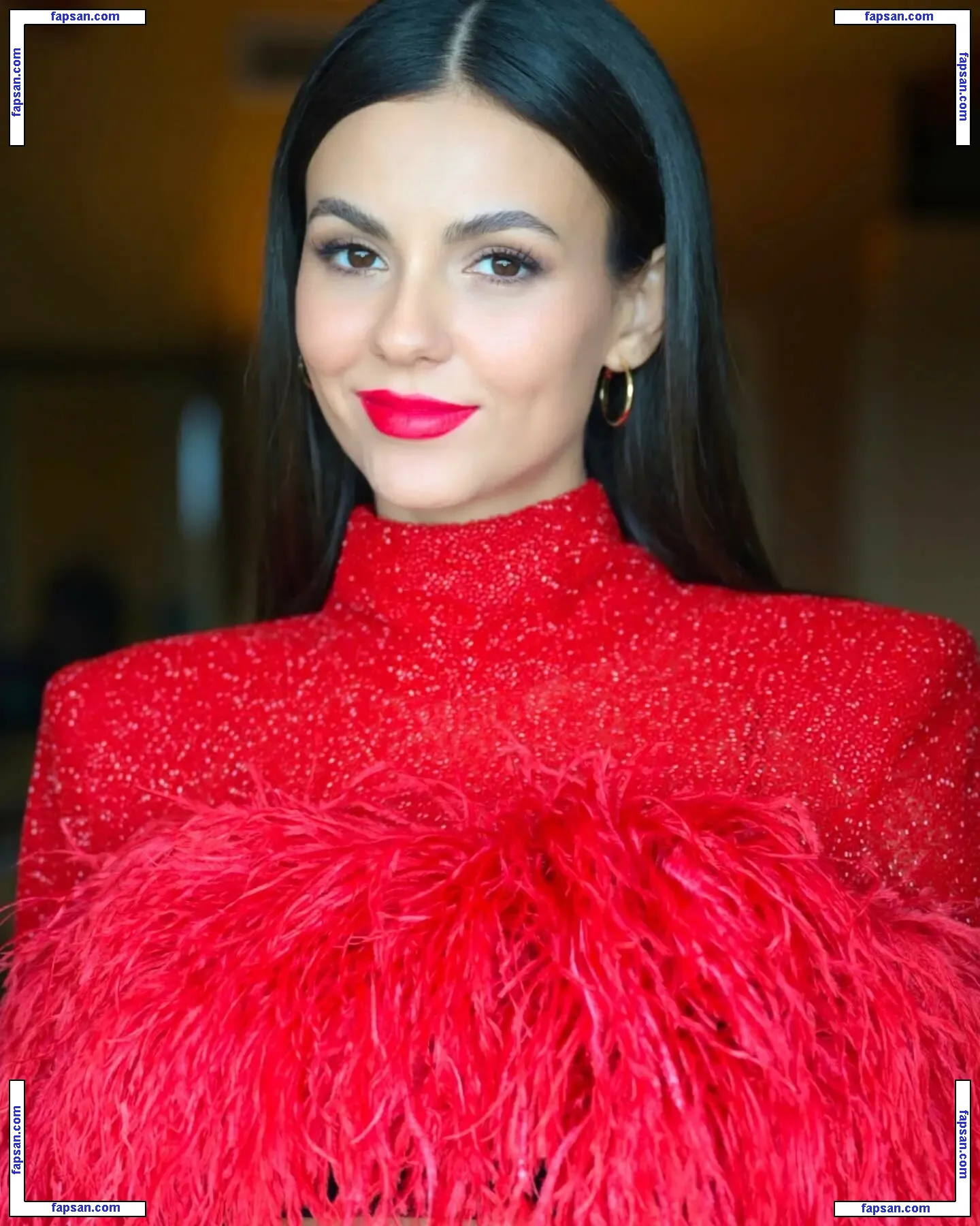 Victoria Justice голая фото #3639 с Онлифанс
