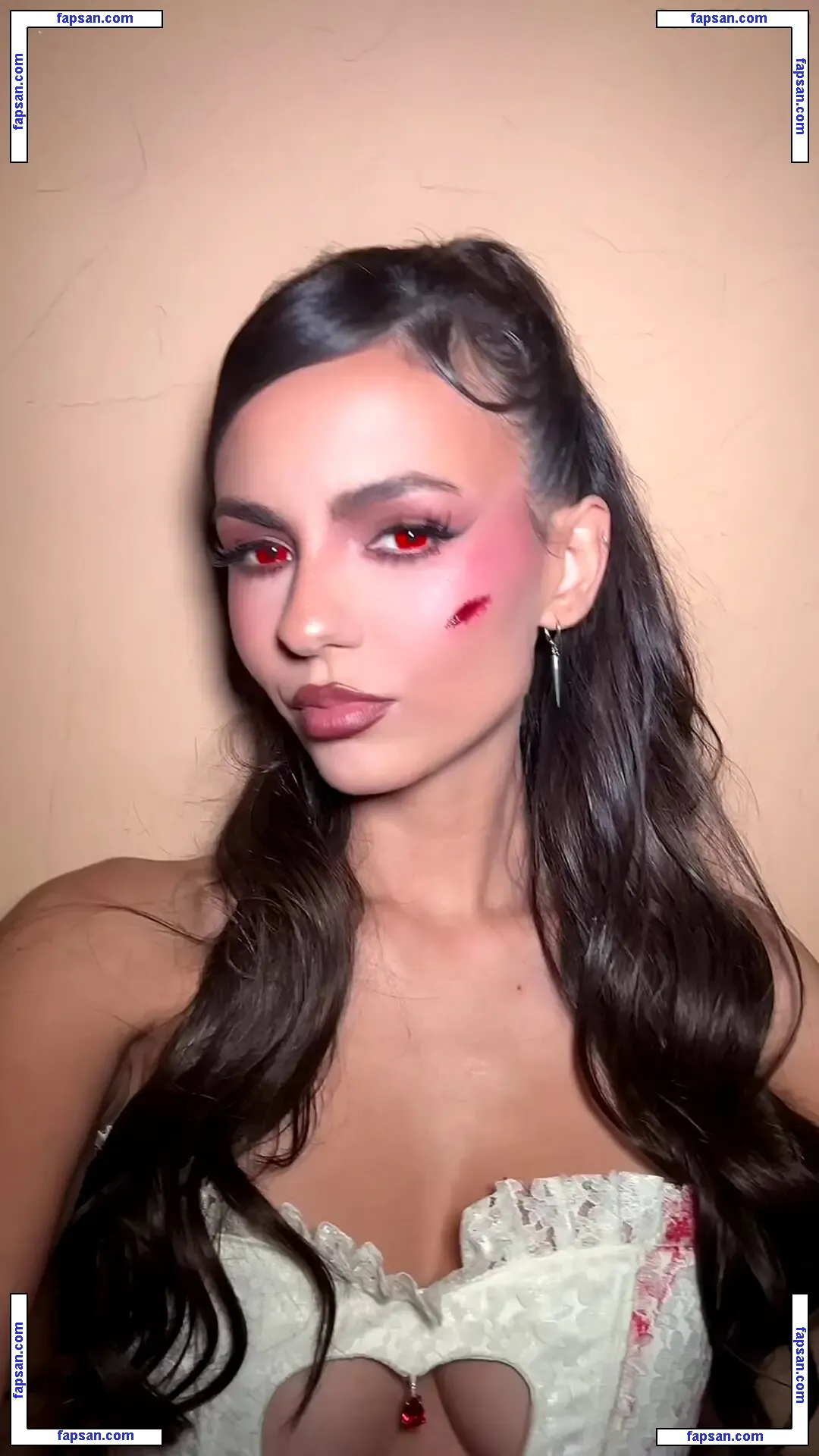 Victoria Justice nude photo #3708 from OnlyFans