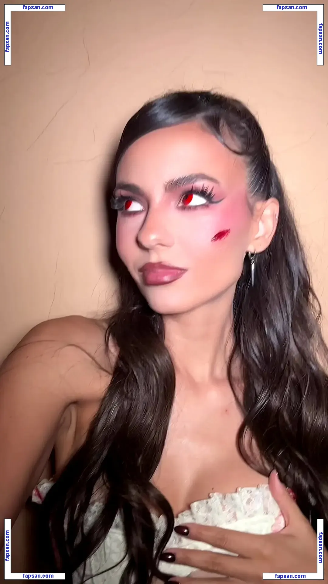 Victoria Justice nude photo #3710 from OnlyFans