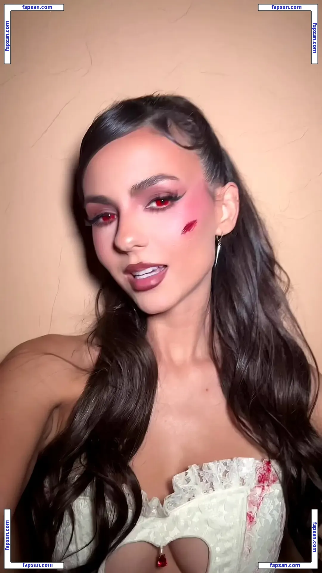 Victoria Justice nude photo #3712 from OnlyFans