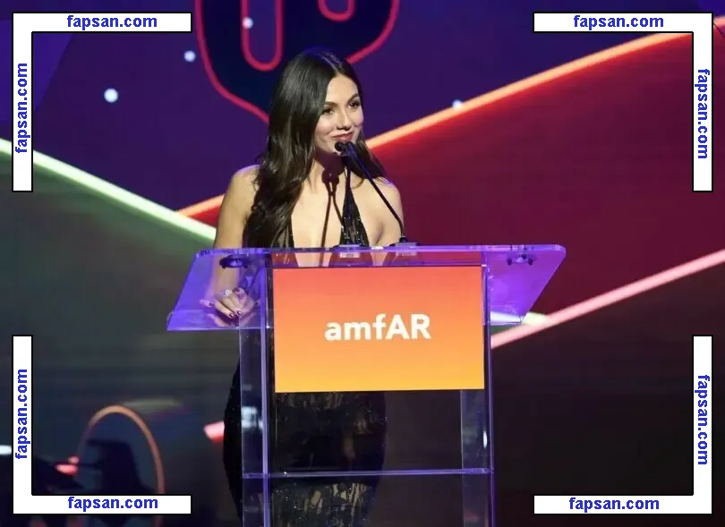 Victoria Justice nude photo #3714 from OnlyFans