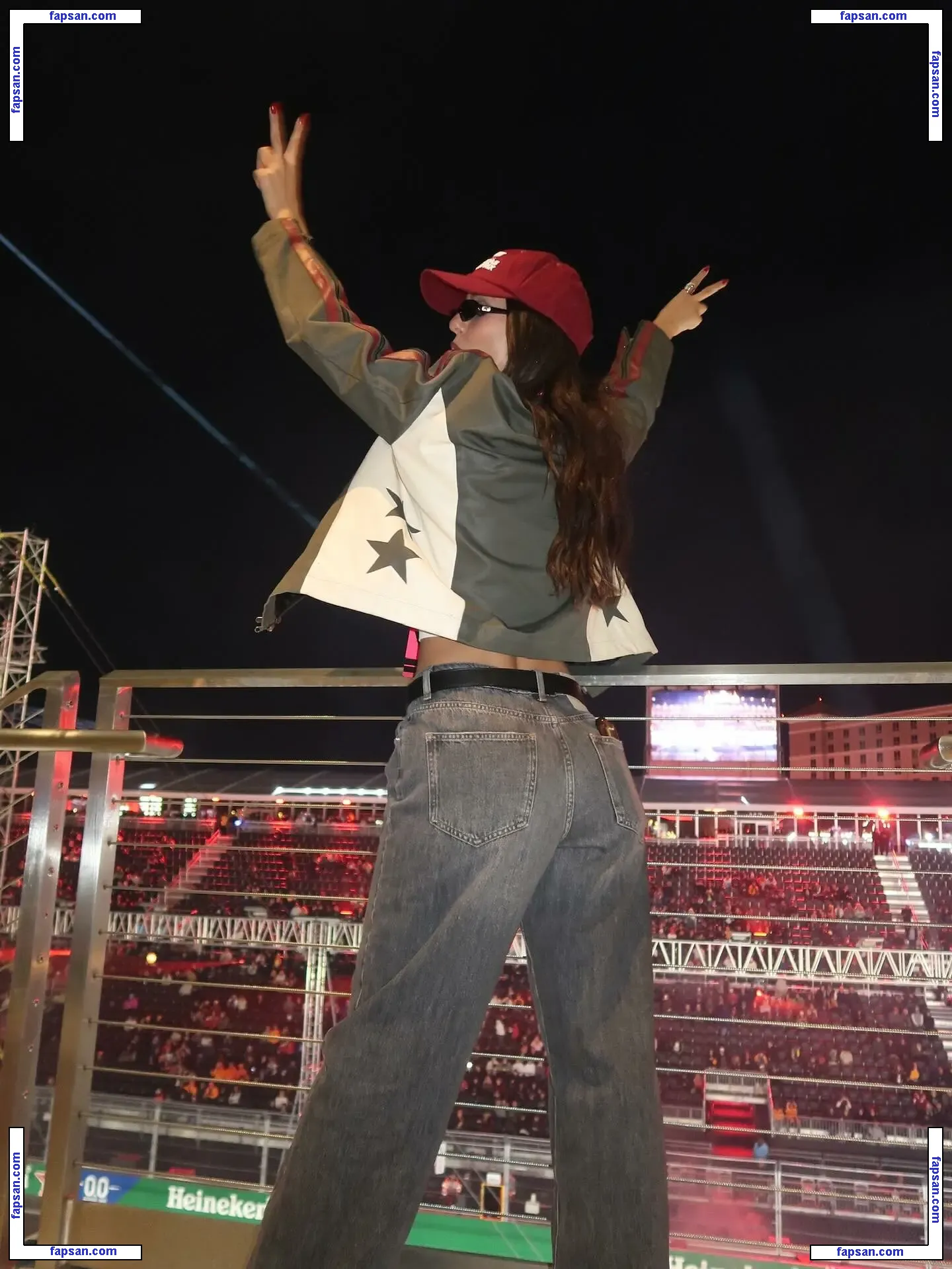 Victoria Justice nude photo #3722 from OnlyFans