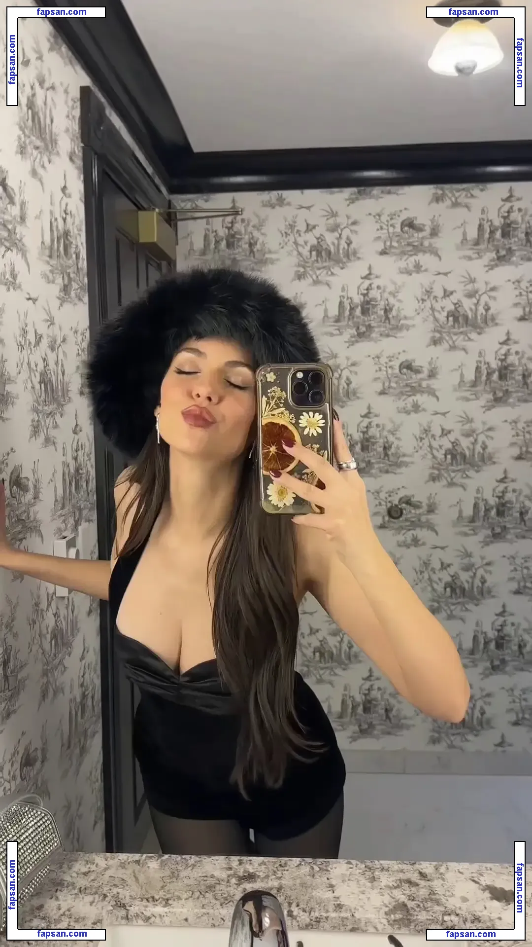 Victoria Justice nude photo #3741 from OnlyFans
