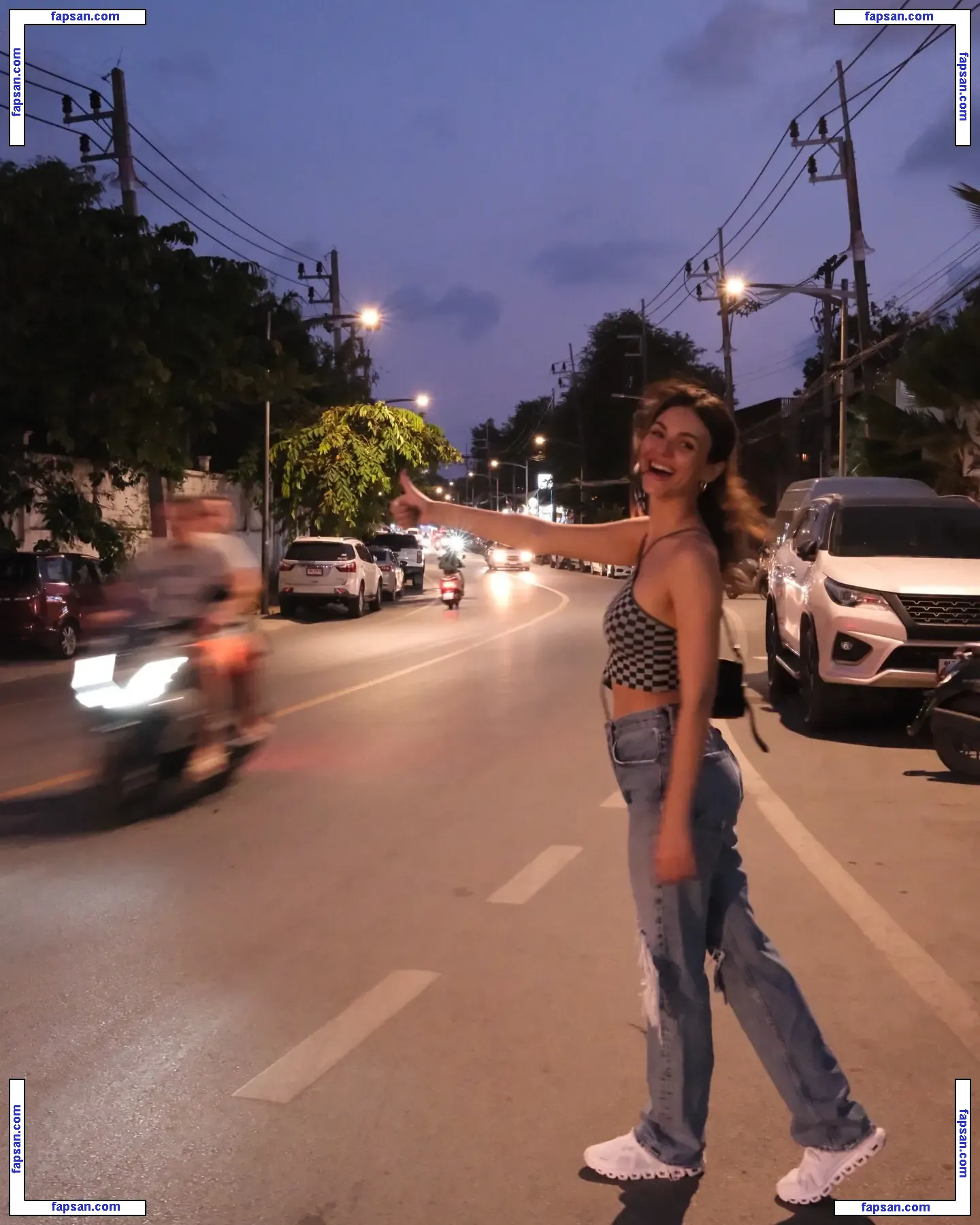 Victoria Justice nude photo #3750 from OnlyFans