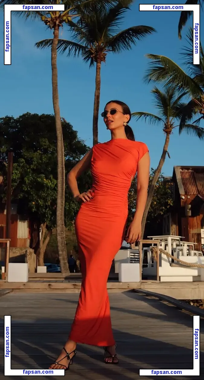 Victoria Justice nude photo #3778 from OnlyFans