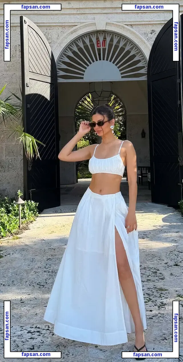 Victoria Justice nude photo #3780 from OnlyFans