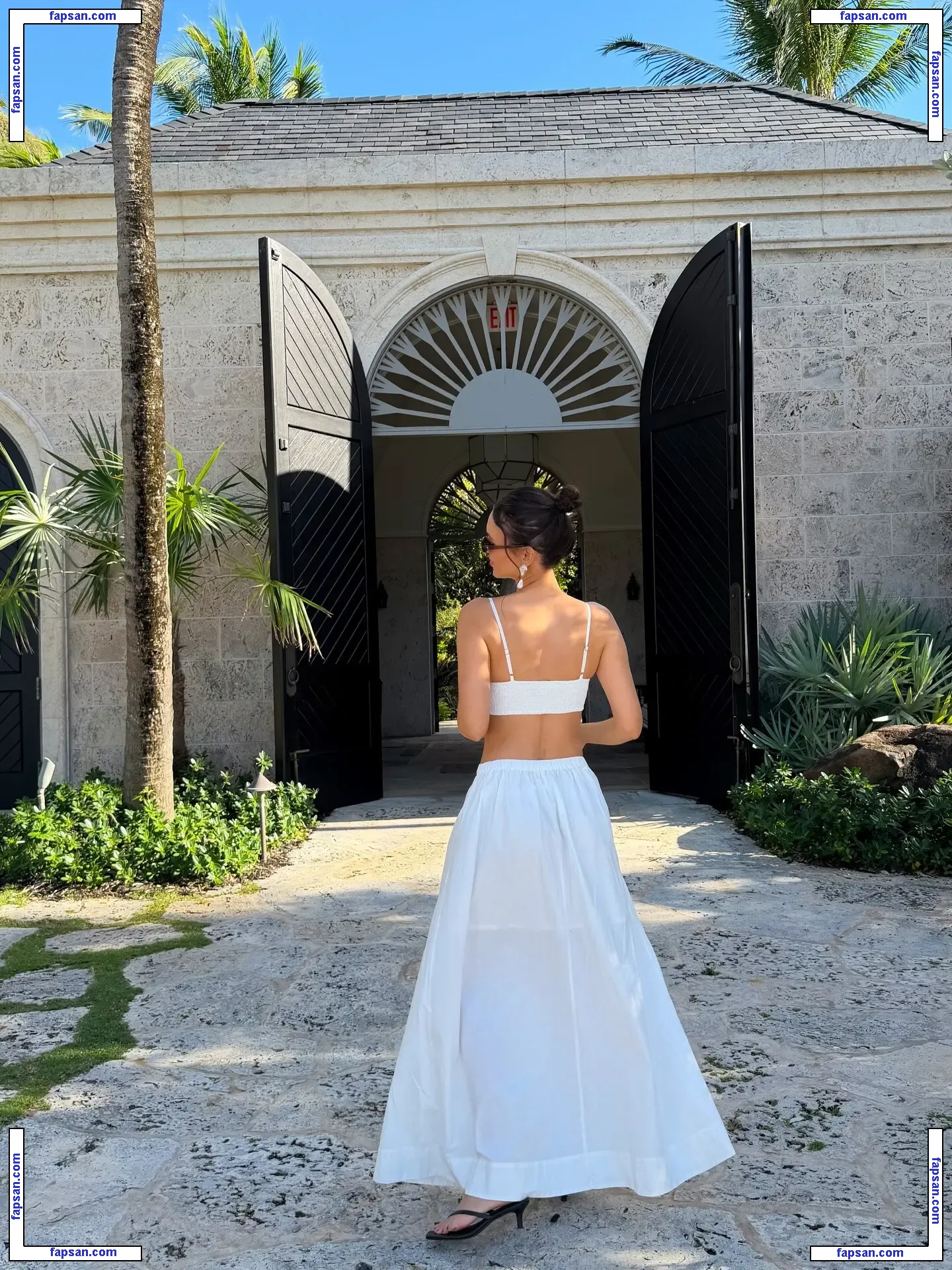 Victoria Justice nude photo #3783 from OnlyFans