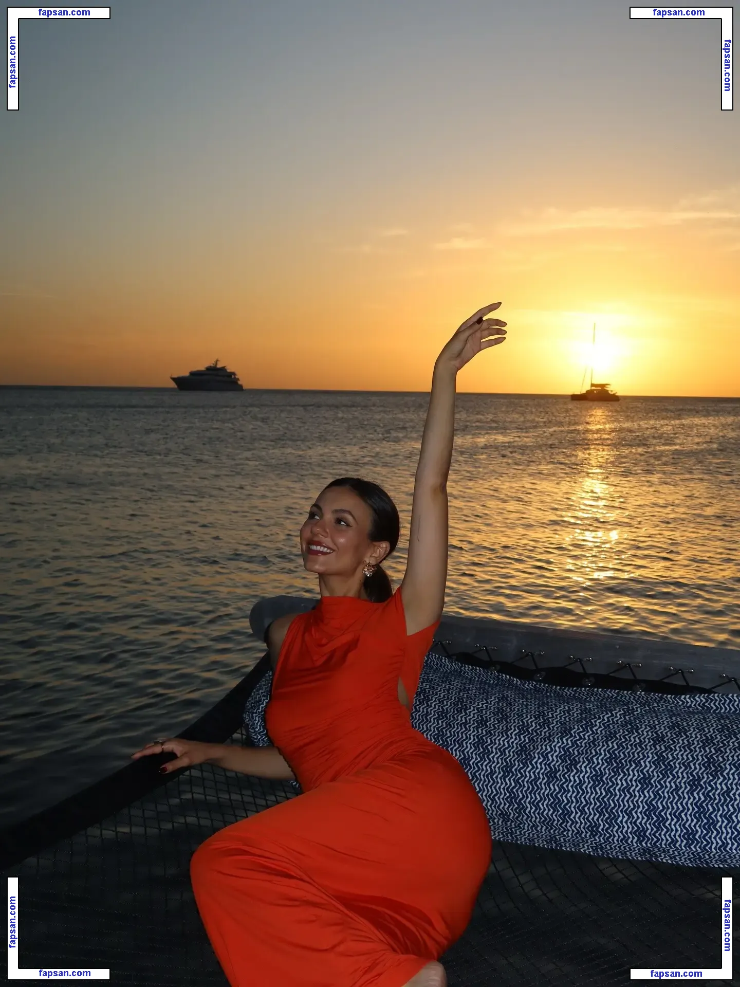 Victoria Justice nude photo #3784 from OnlyFans