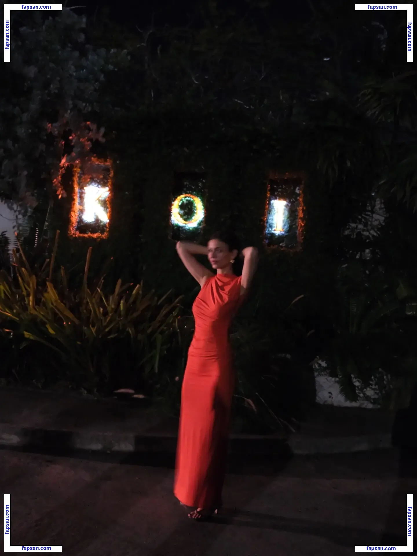 Victoria Justice nude photo #3788 from OnlyFans