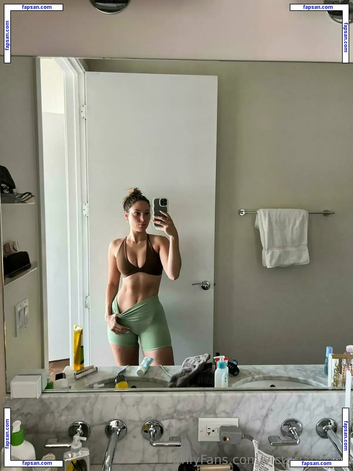 Victoria Lynn Myers nude photo #0666 from OnlyFans