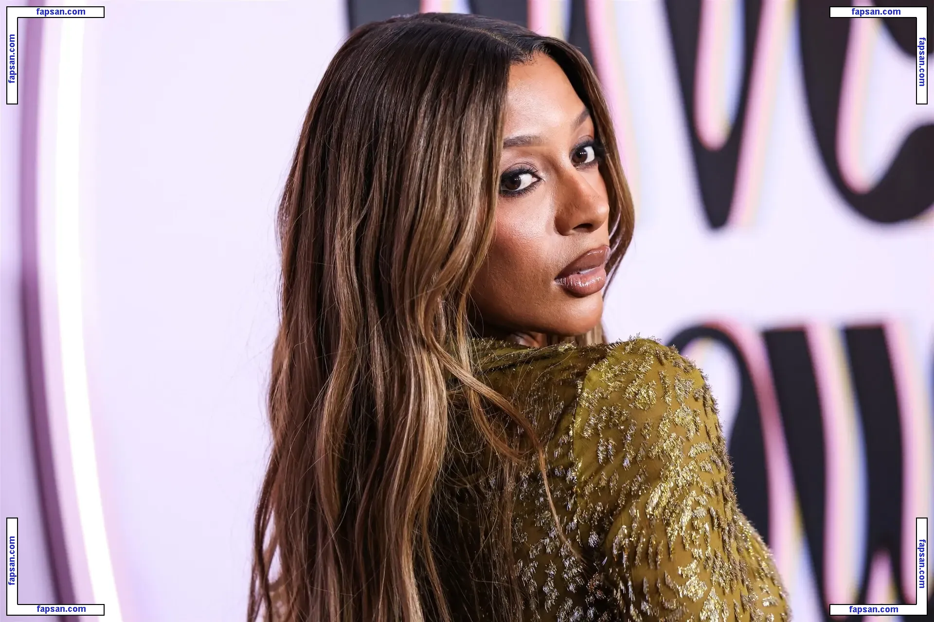 Victoria Monet голая фото #0012 с Онлифанс