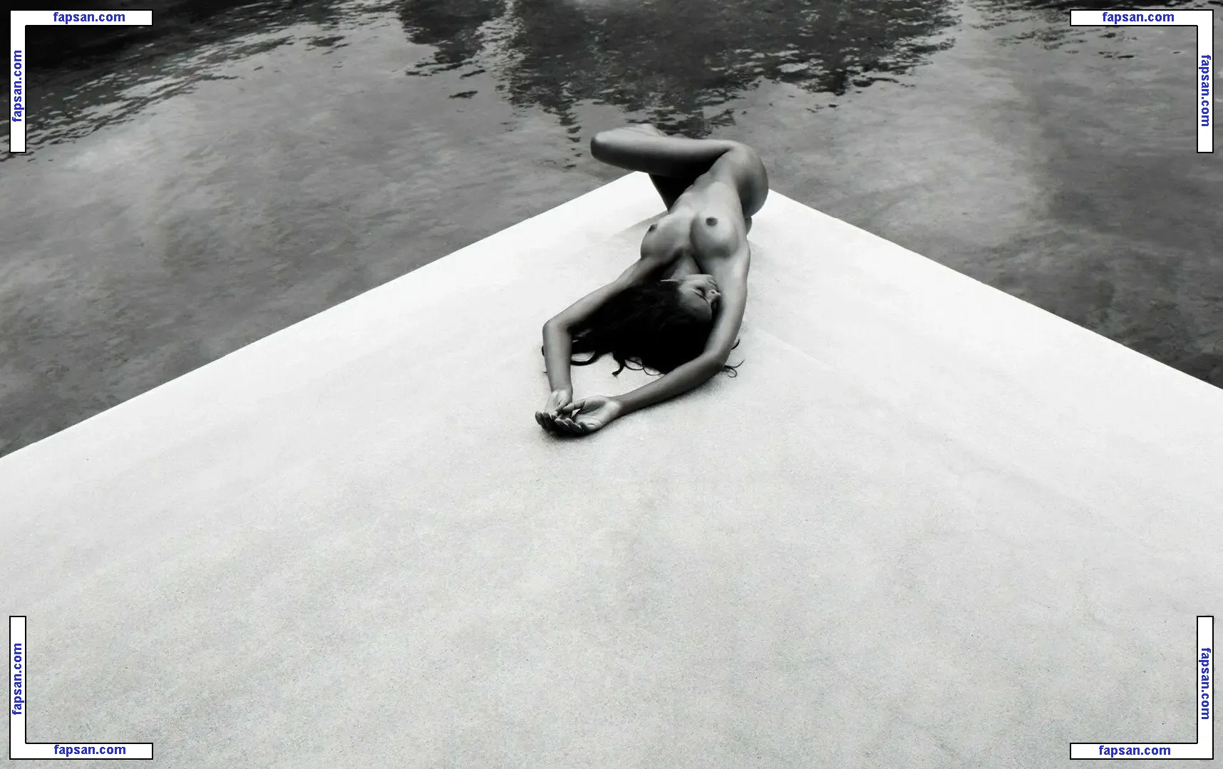 Victoria's Secret Angels голая фото #0001 с Онлифанс