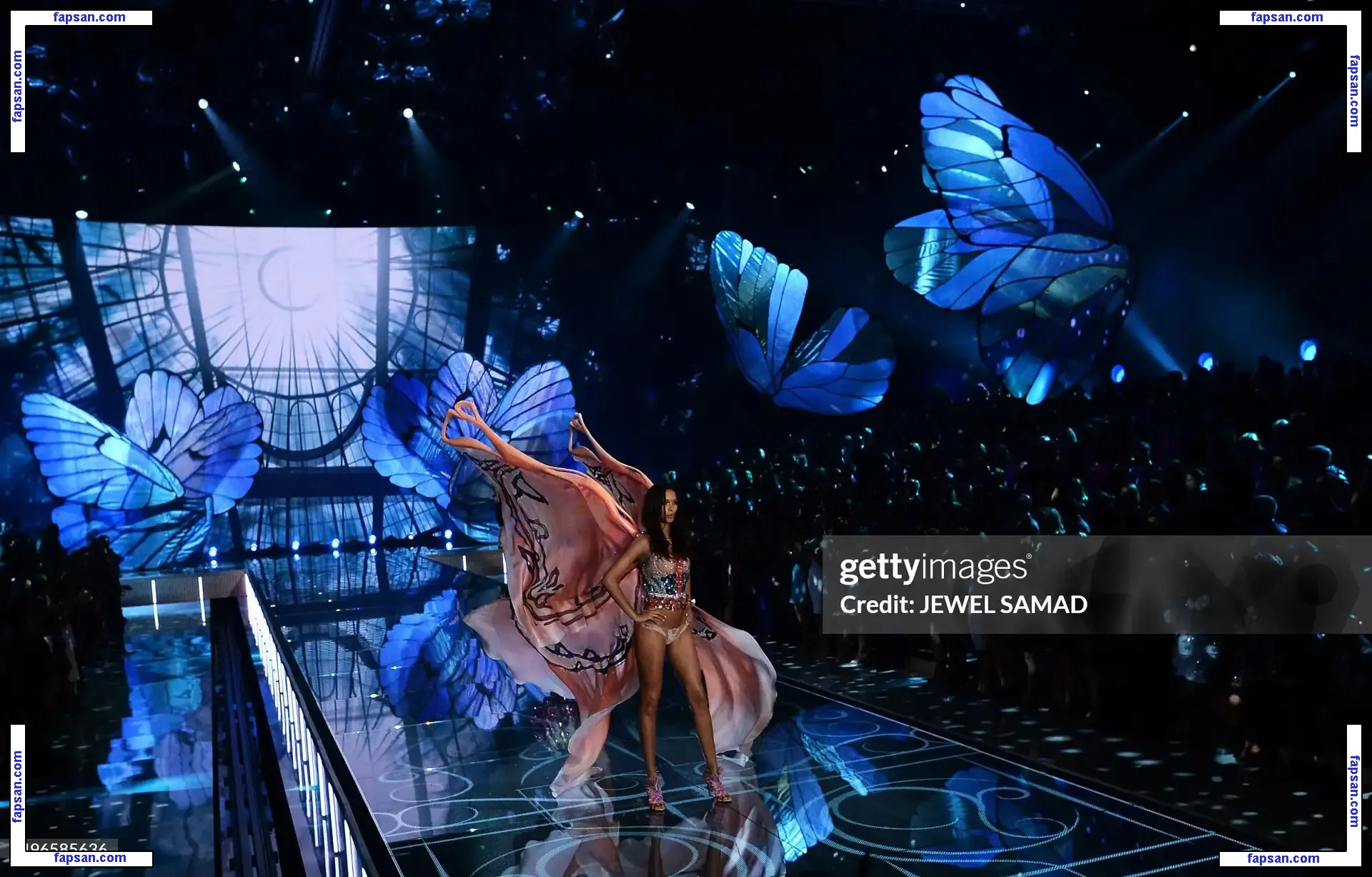 Victoria's Secret Angels голая фото #0024 с Онлифанс