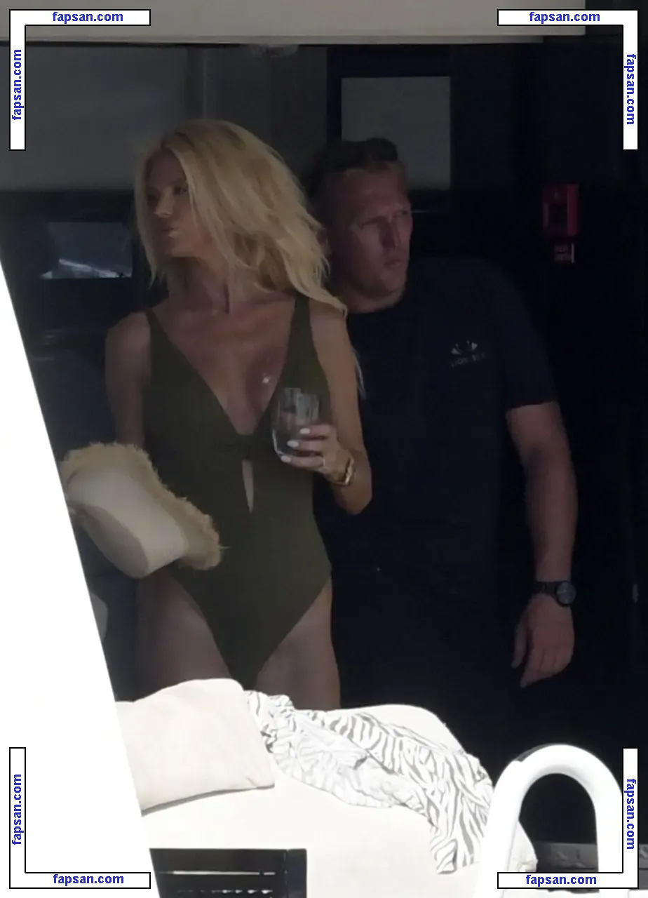 Victoria Silvstedt голая фото #0177 с Онлифанс