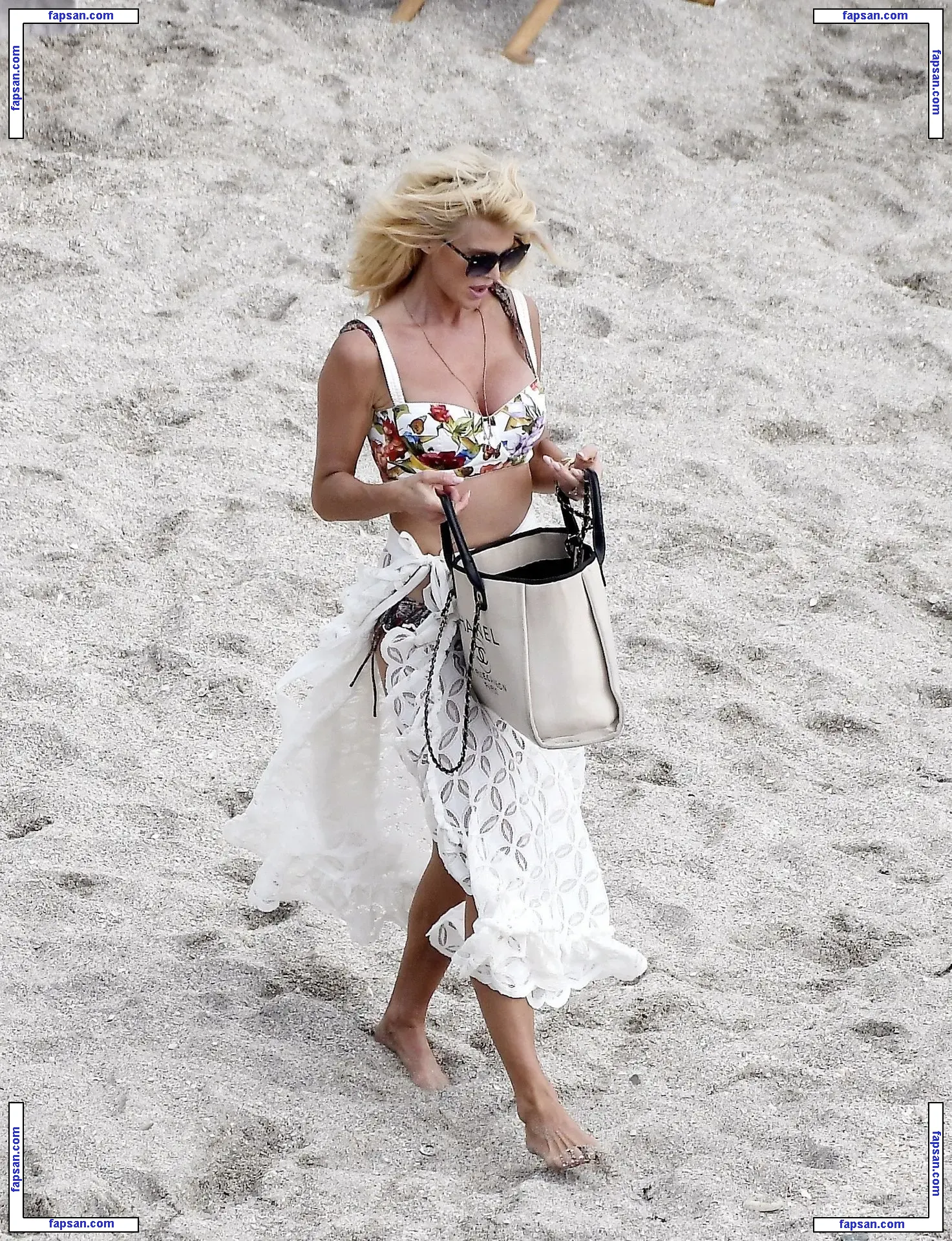 Victoria Silvstedt nude photo #1375 from OnlyFans