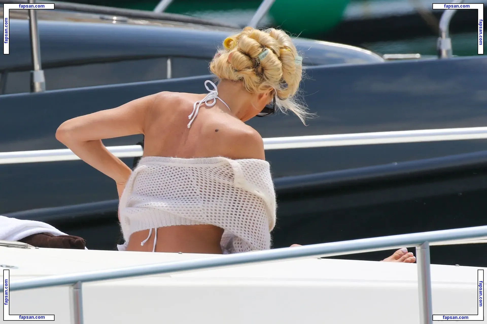 Victoria Silvstedt nude photo #1495 from OnlyFans