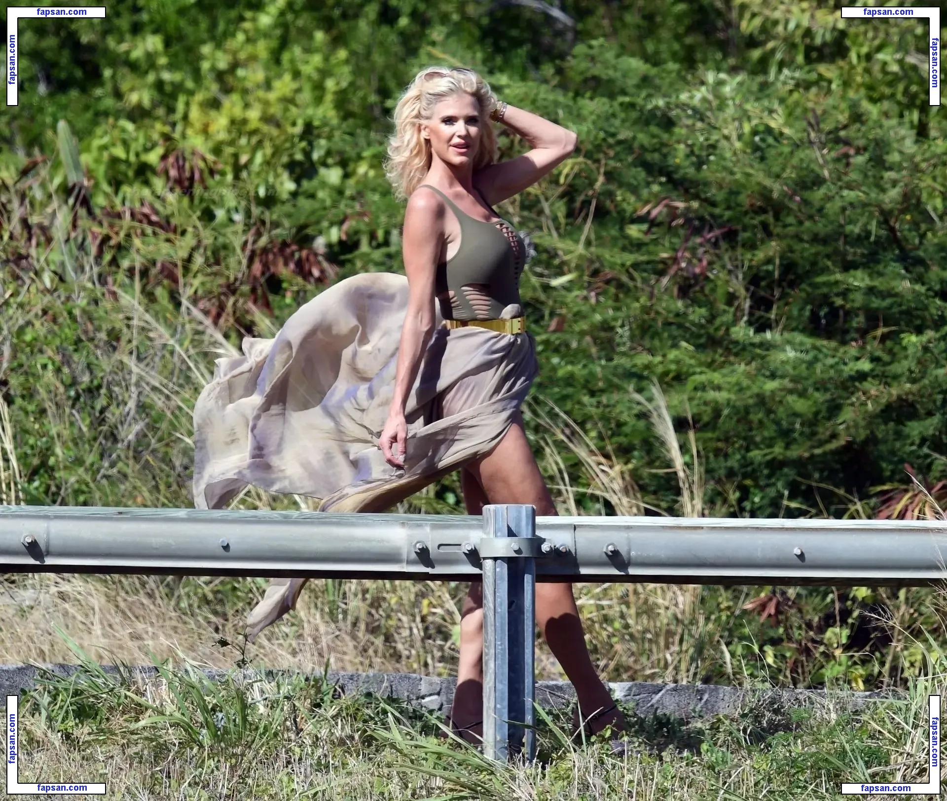 Victoria Silvstedt nude photo #1882 from OnlyFans