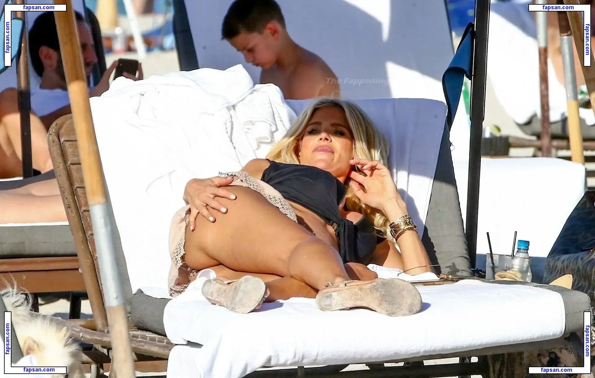 Victoria Silvstedt nude photo #2183 from OnlyFans