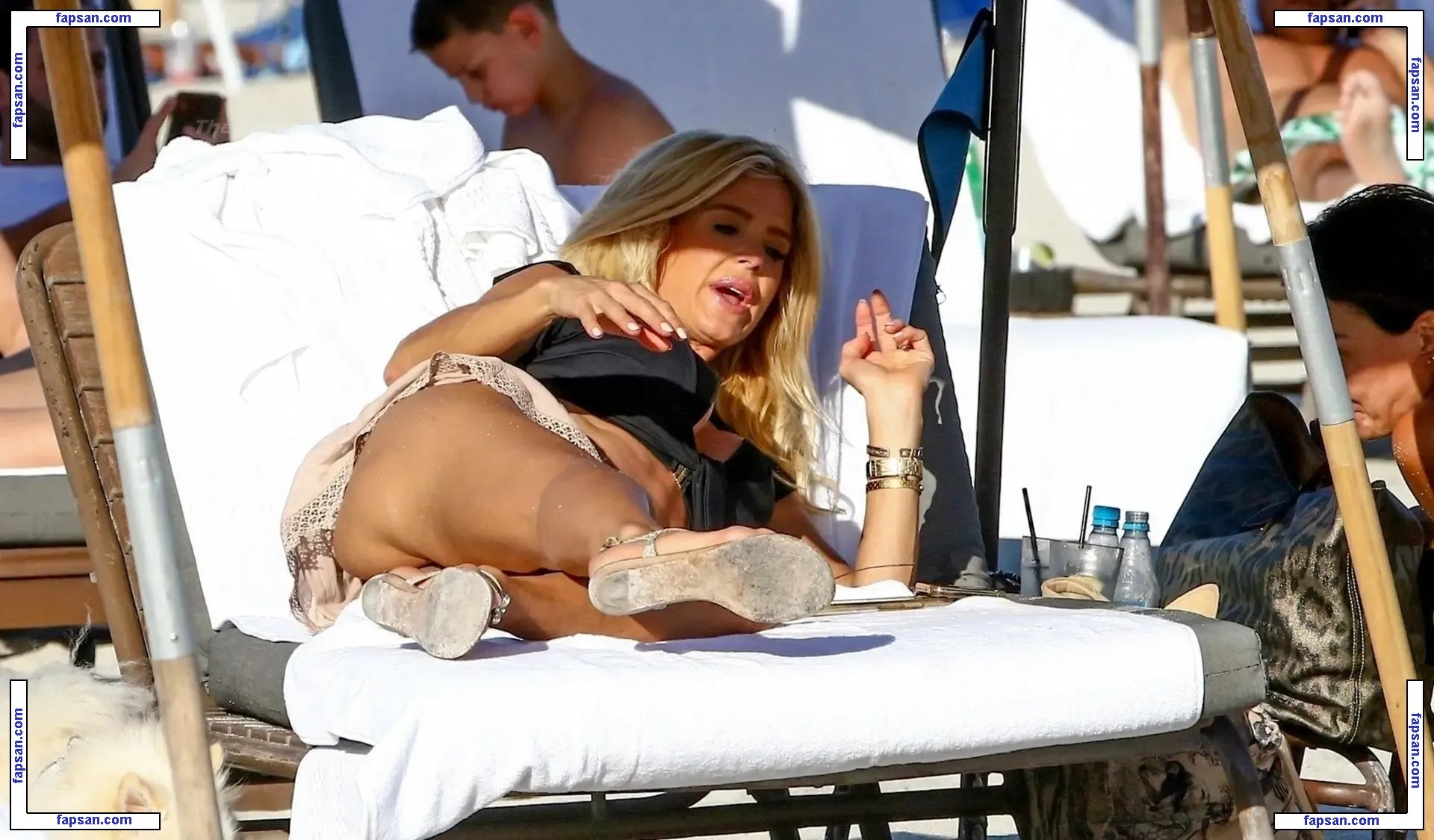 Victoria Silvstedt nude photo #2193 from OnlyFans