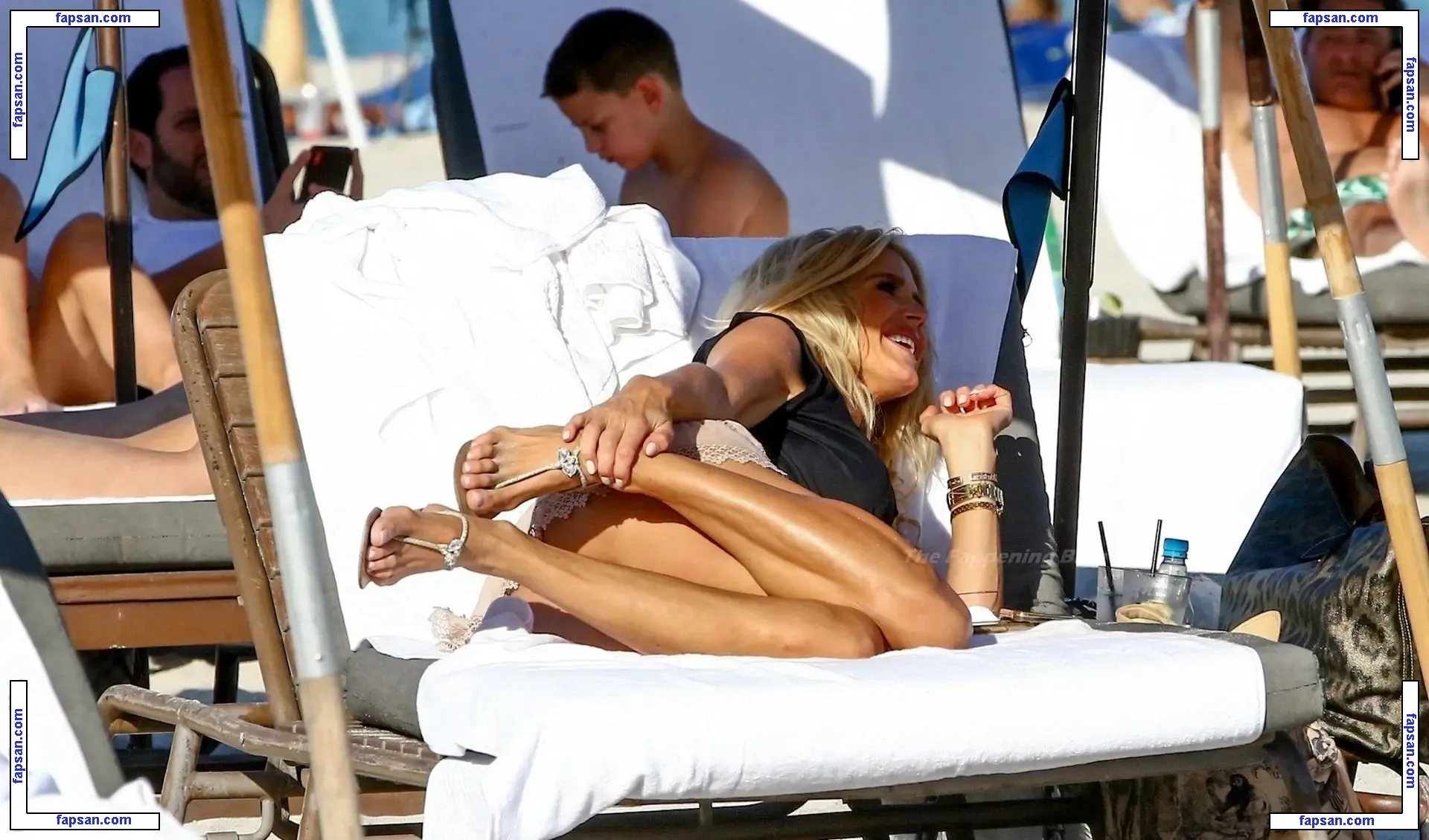 Victoria Silvstedt nude photo #2195 from OnlyFans