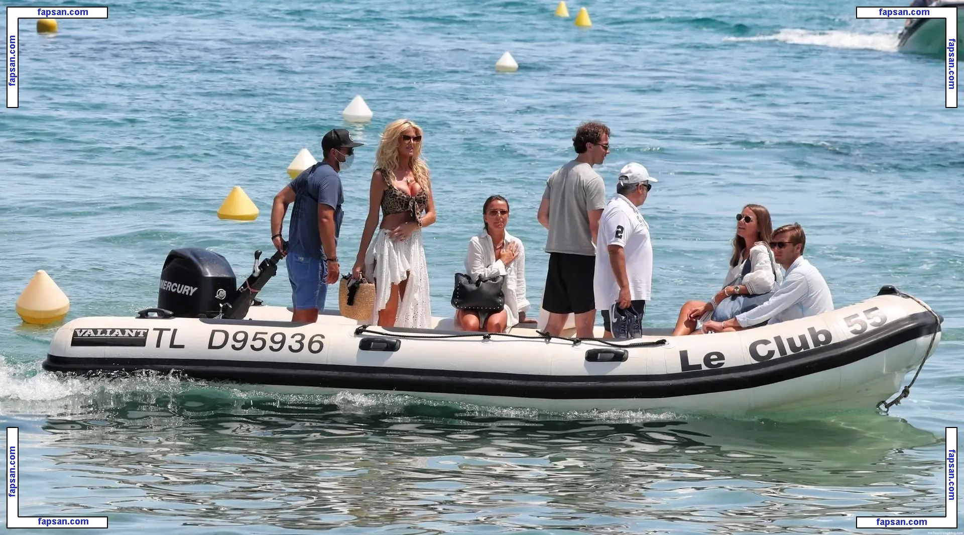 Victoria Silvstedt nude photo #2419 from OnlyFans