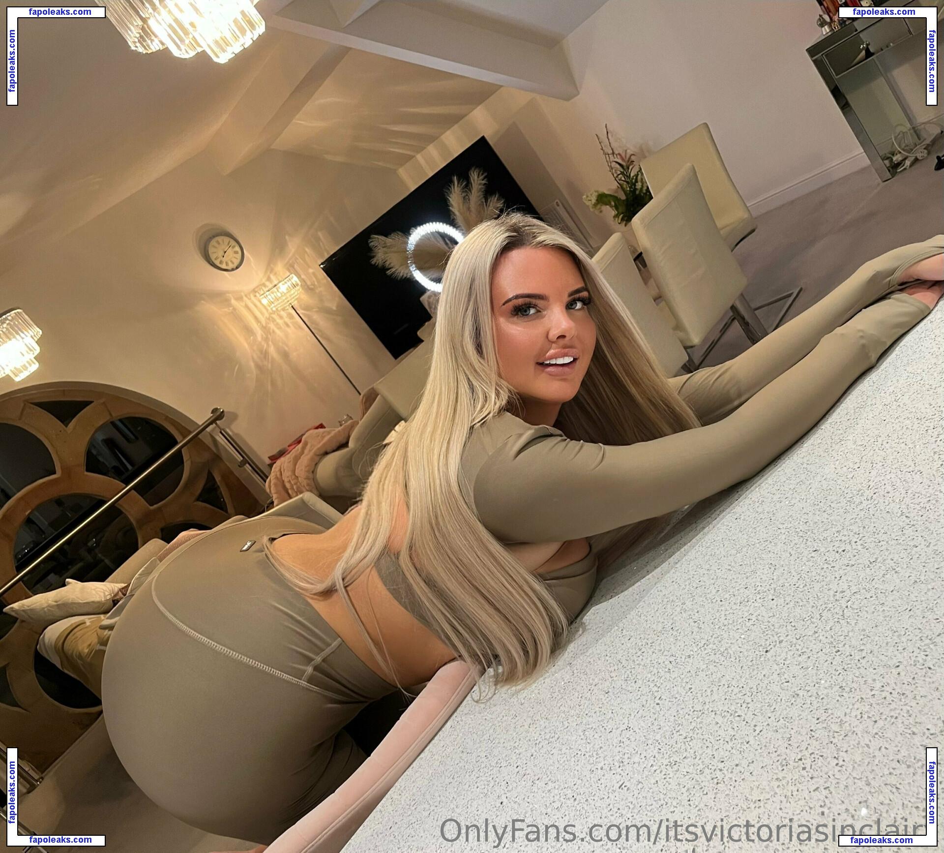 Victoria Sinclair / victorialilyx / victoriasinclairxoxo nude photo #0002 from OnlyFans