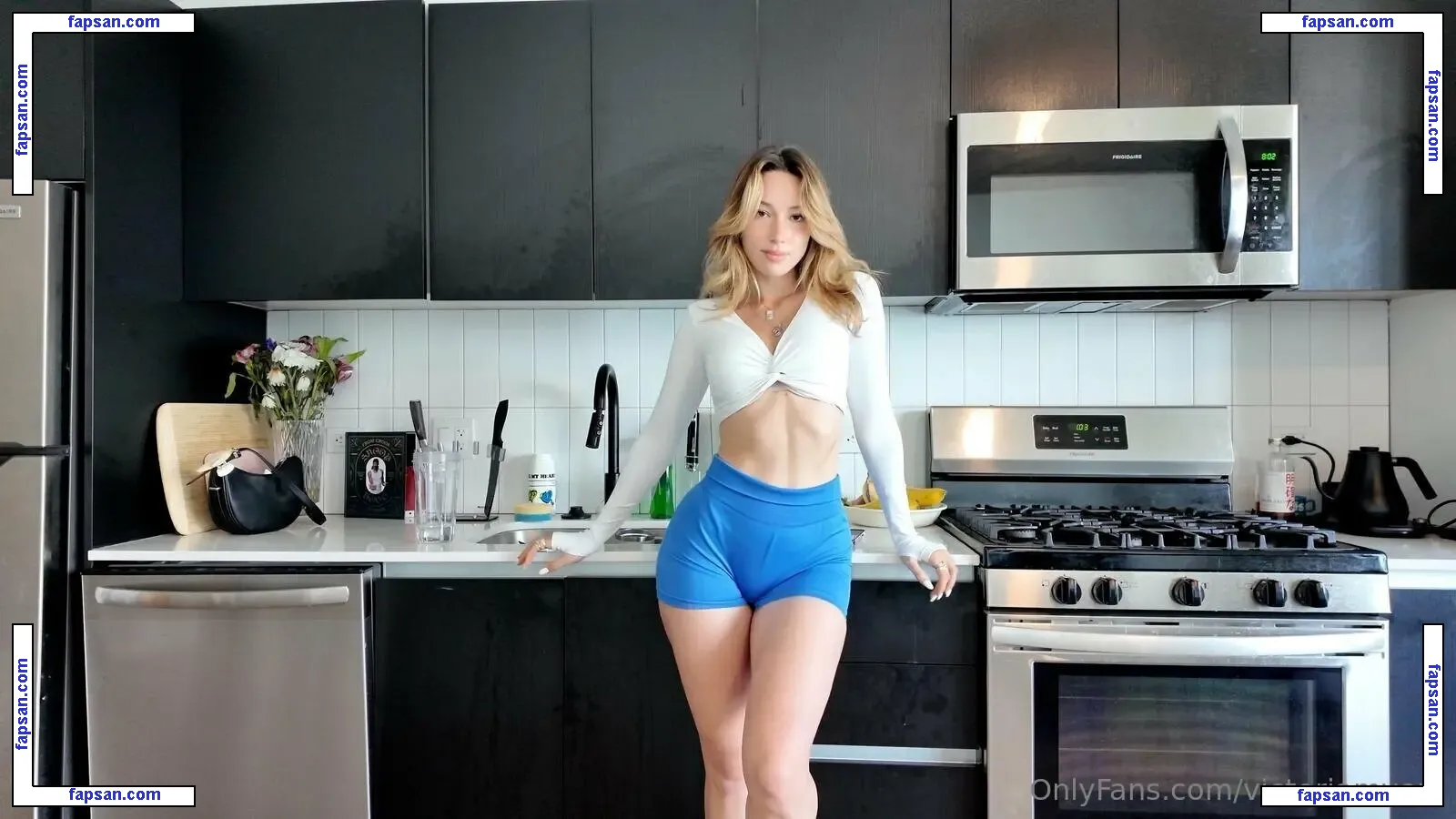 victoriamyers nude photo #0145 from OnlyFans
