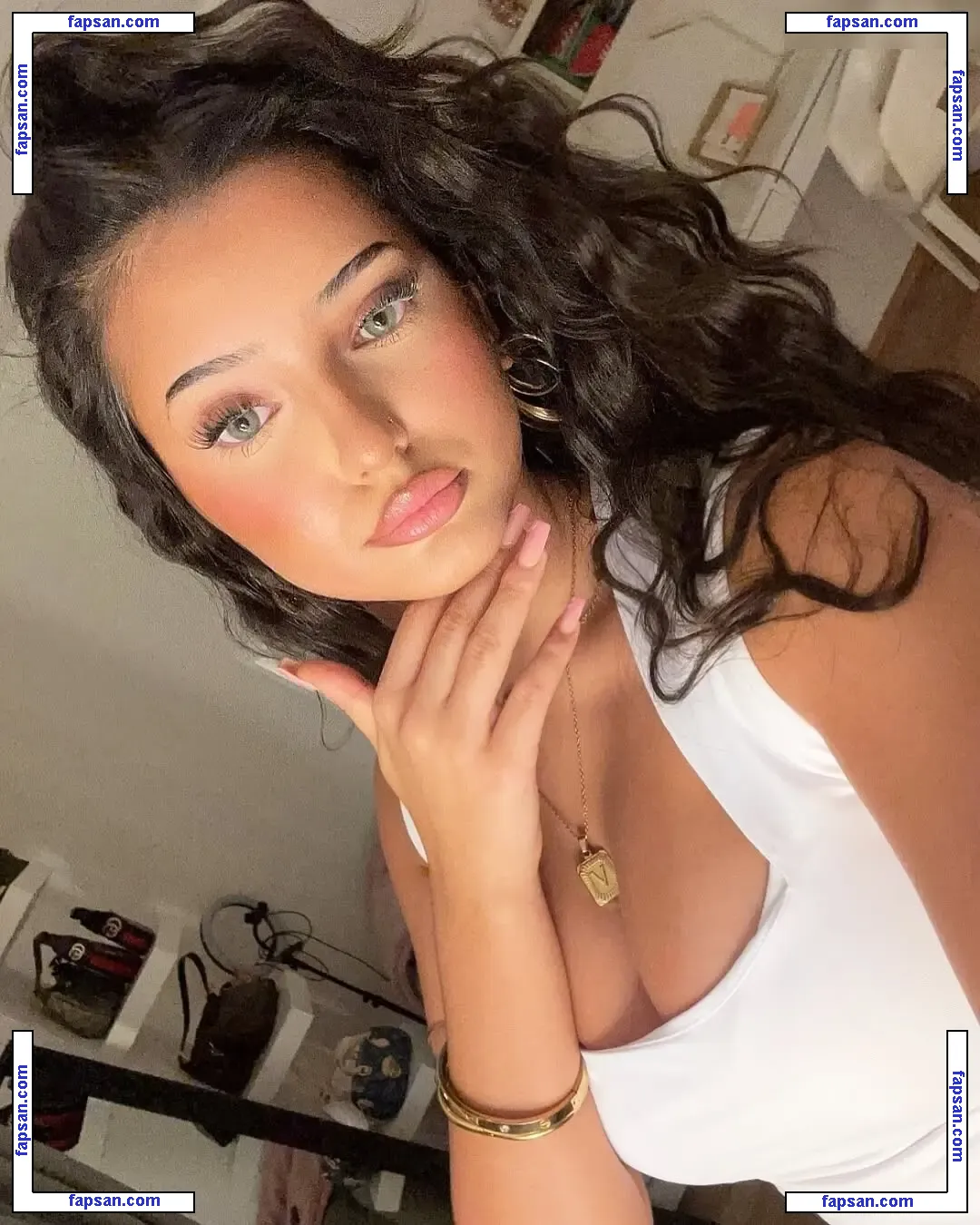 victorija.ic nude photo #0004 from OnlyFans