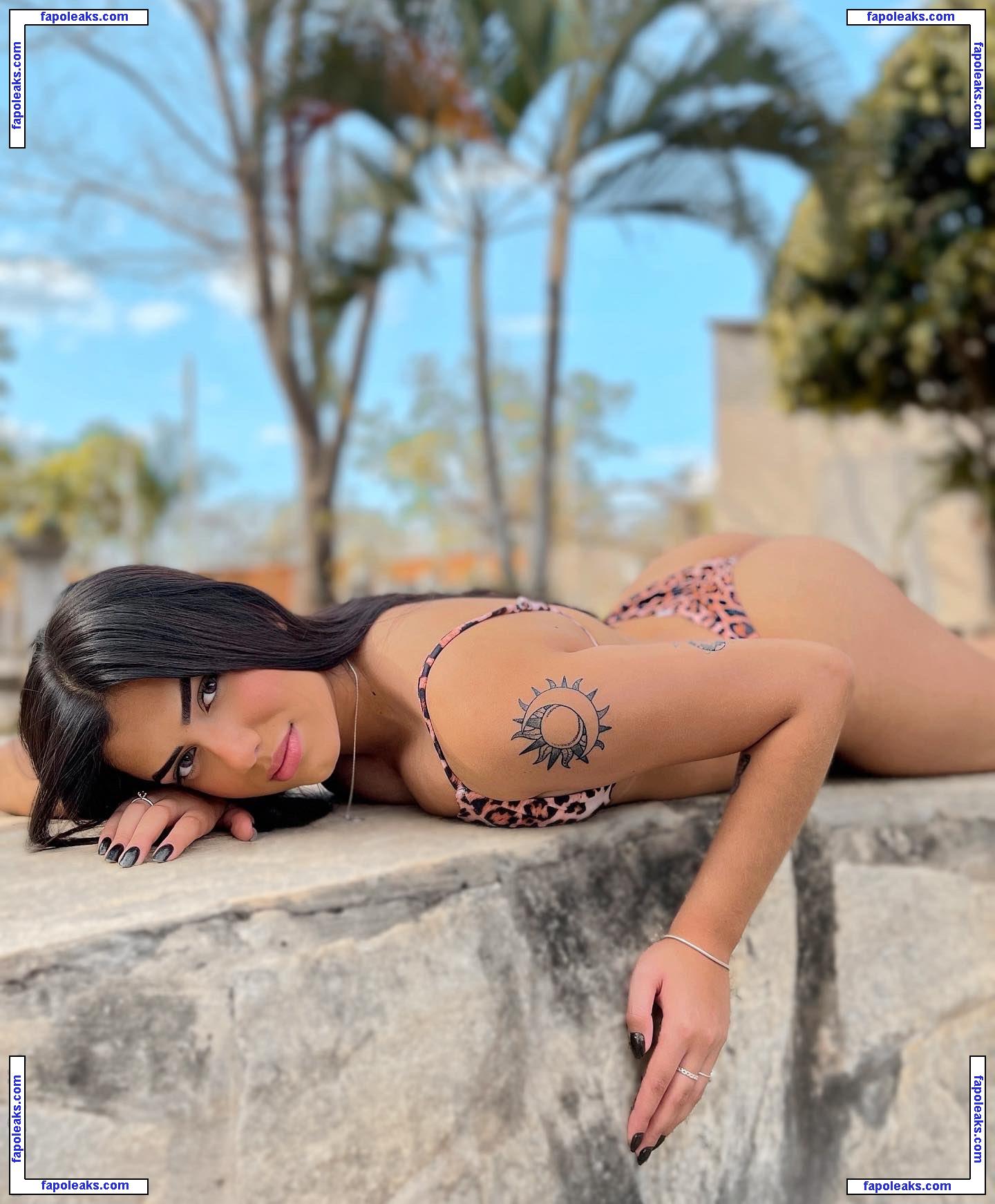 Victtoria Medeiros / Victtoriamedeiros / euvicmedeiros nude photo #0027 from OnlyFans