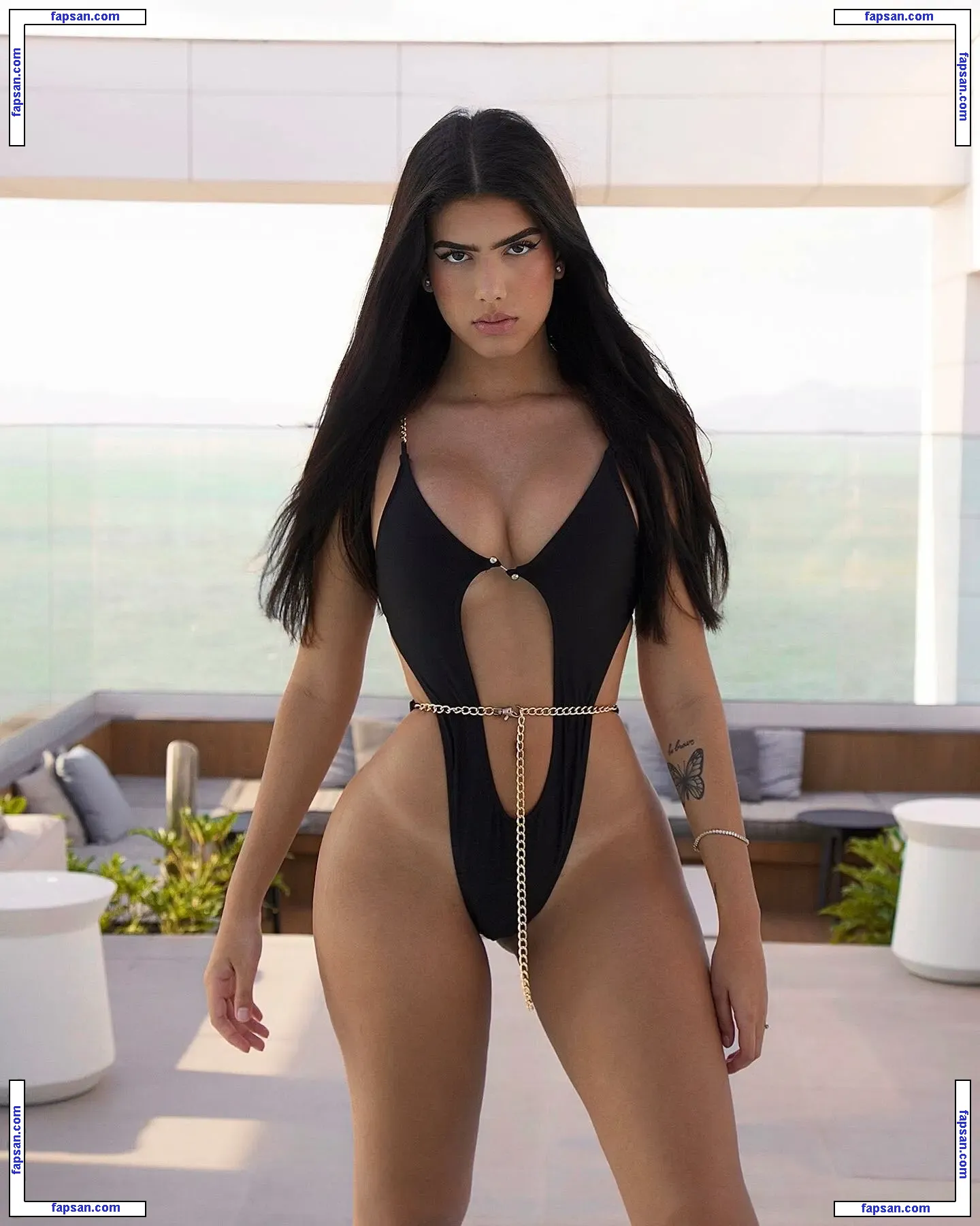 Victtoria Medeiros nude photo #0113 from OnlyFans