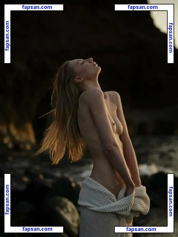 Vika Kucherenko голая фото #0033 с Онлифанс