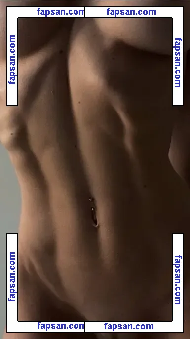 viki_doux nude photo #0200 from OnlyFans