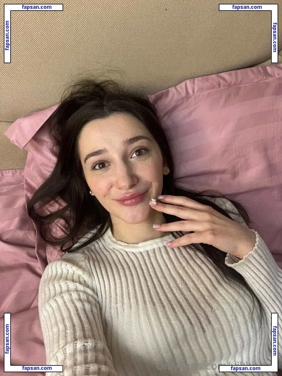 vikki_boo nude photo #0016 from OnlyFans