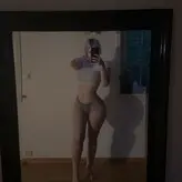 Vikkzy nude #0025