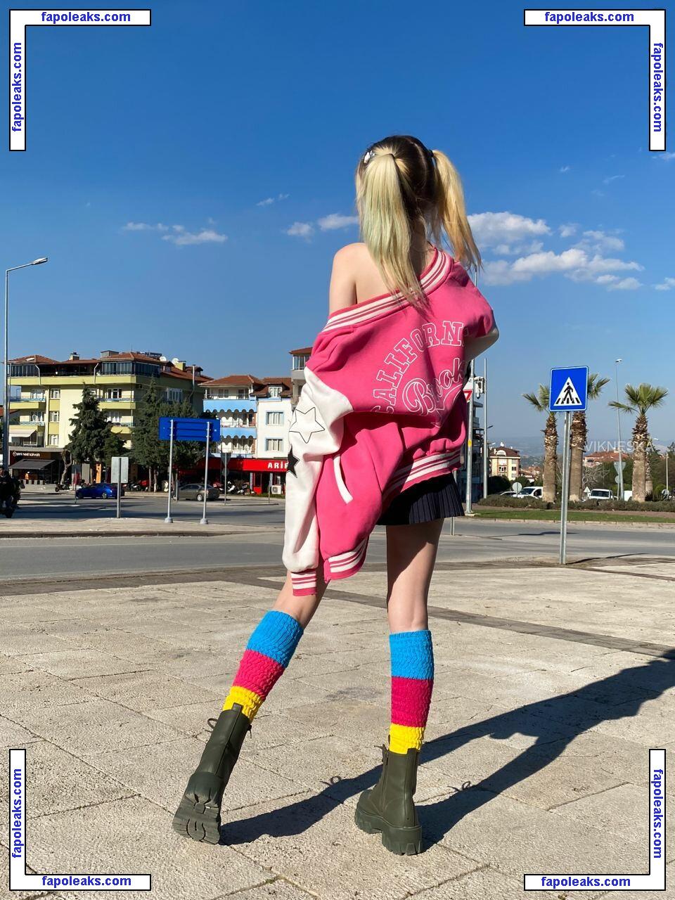 Vikneska nude photo #0116 from OnlyFans