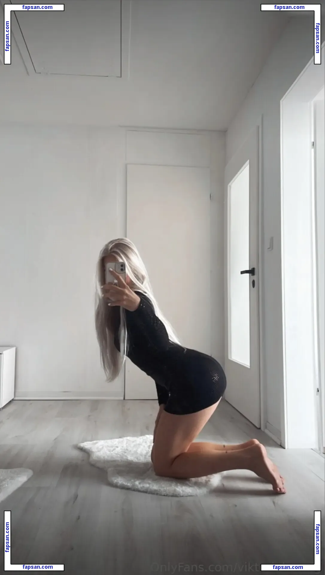 ViktoriaKönig nude photo #0011 from OnlyFans