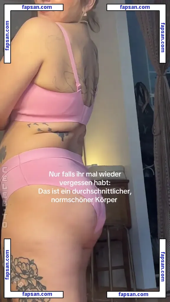 Viky kid nude photo #0040 from OnlyFans