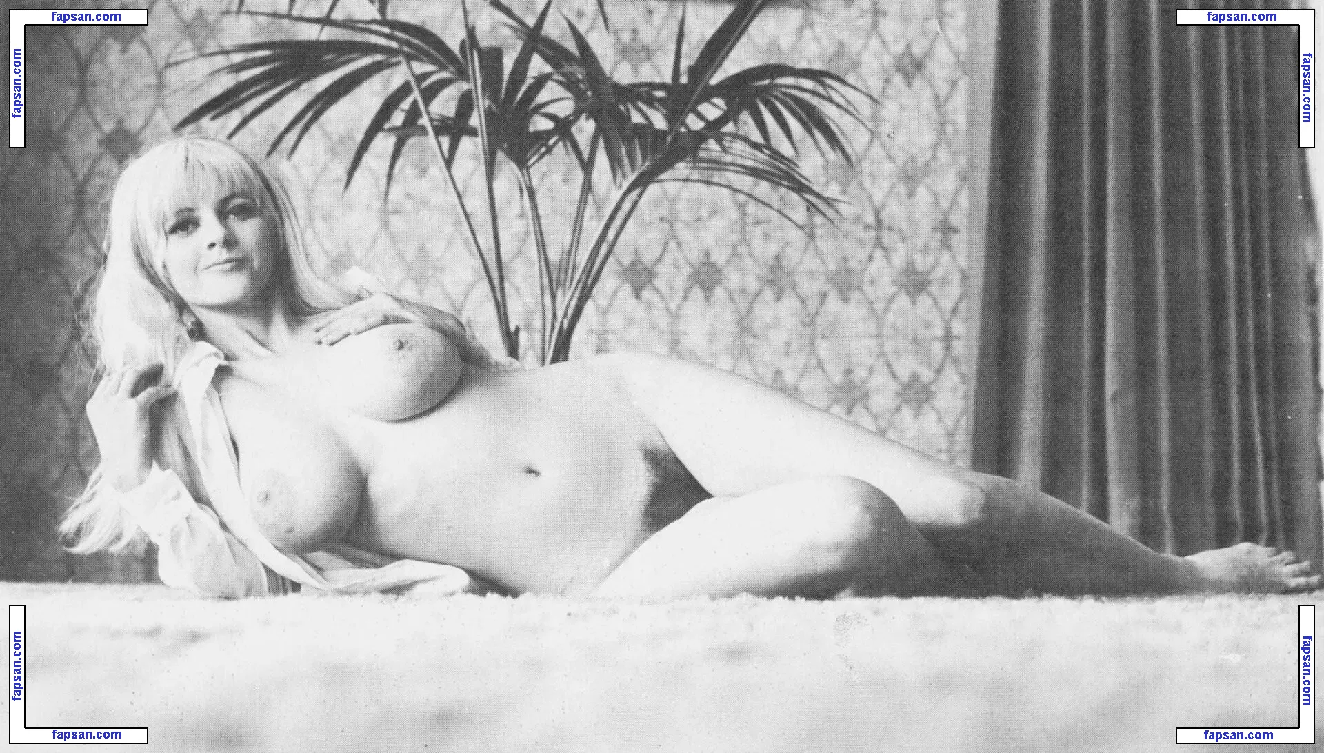 Vintage English Pinups голая фото #0100 с Онлифанс