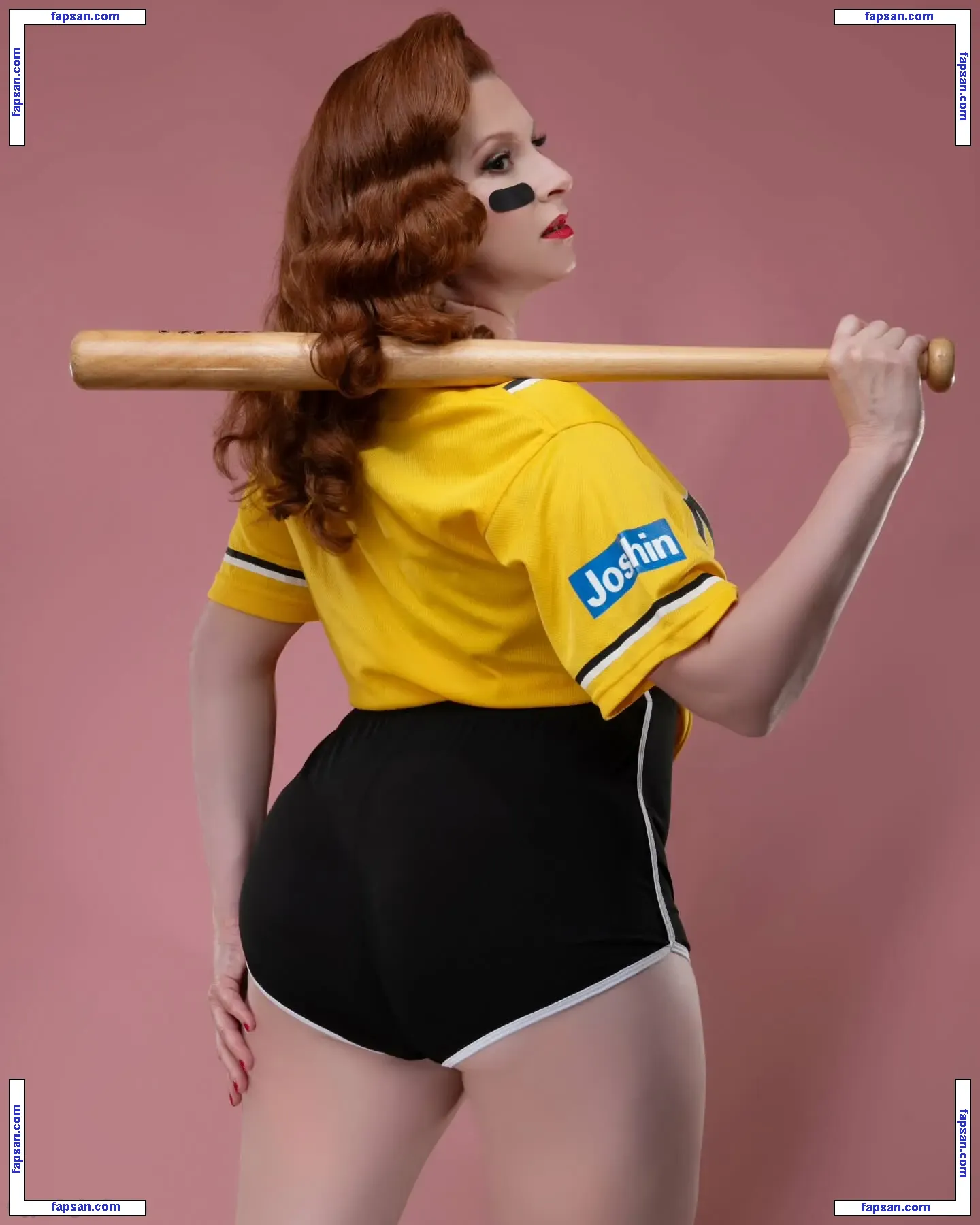 Vintage nude photo #0016 from OnlyFans