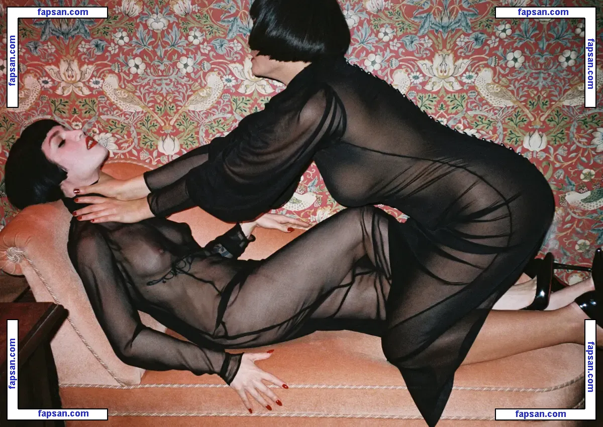 Vintage nude photo #0022 from OnlyFans